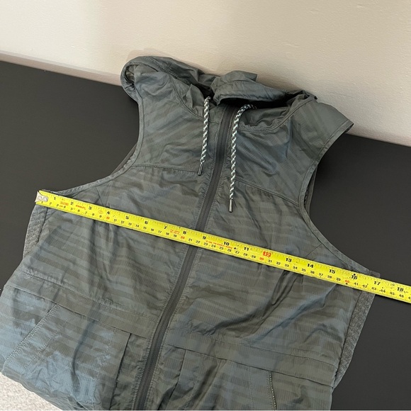 REI Screeline Cascade Soft Shell Vest - Lightweight - Picture 14 of 16